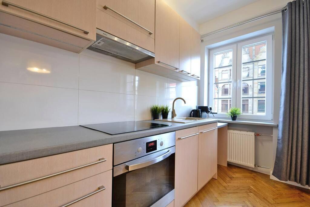 Z Apartment On Town Hall - Rynek Ratusz - 2 Rooms Wroclaw Dış mekan fotoğraf